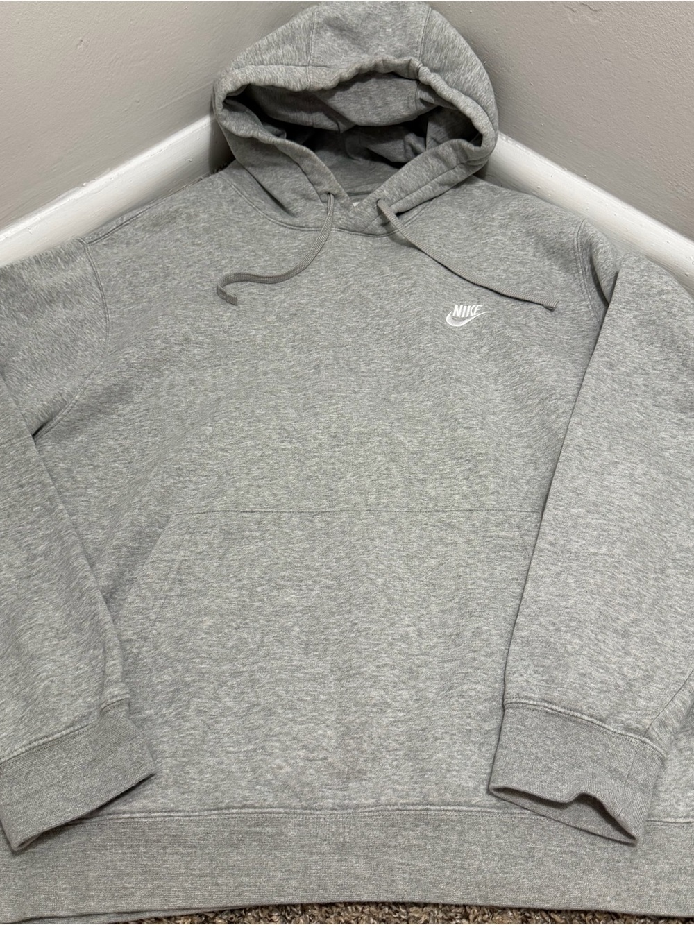 Nike Light Gray Hooded Pullover Sweatshirt